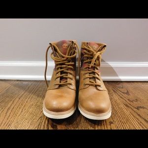 Women’s Timberland Boots!